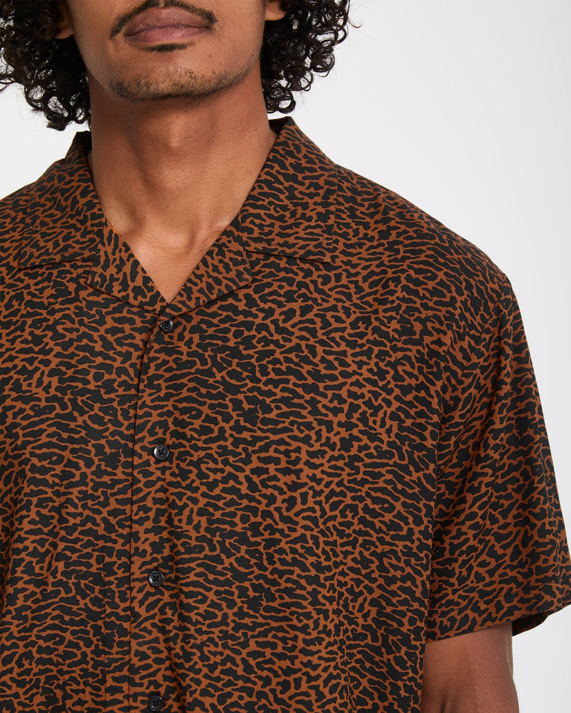 Camisa Utopias Print - Brown Horn