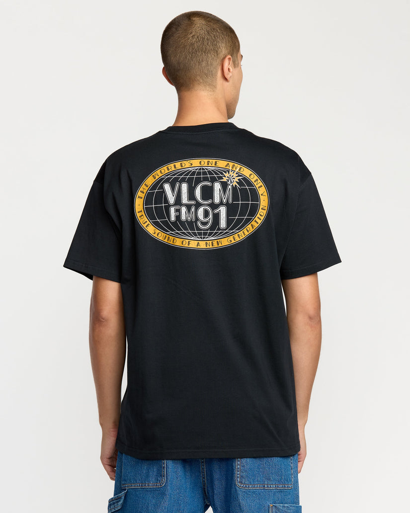 Camiseta Tune In - Antique Black