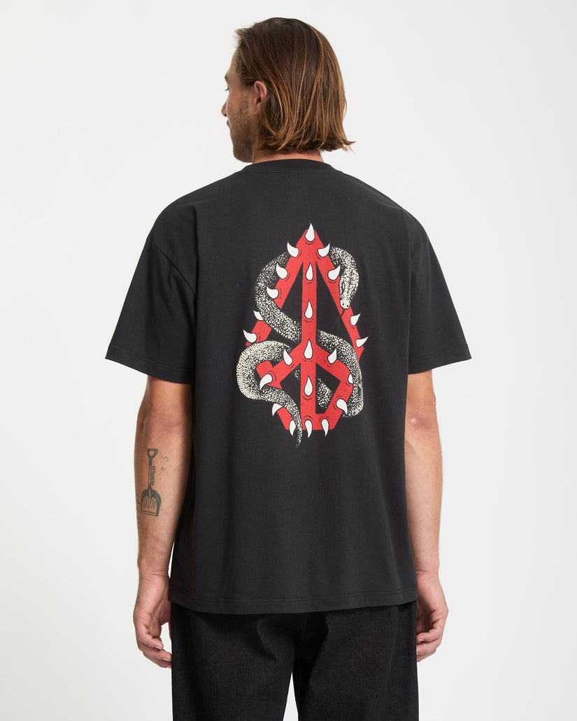 Camiseta Snake Peace - Black