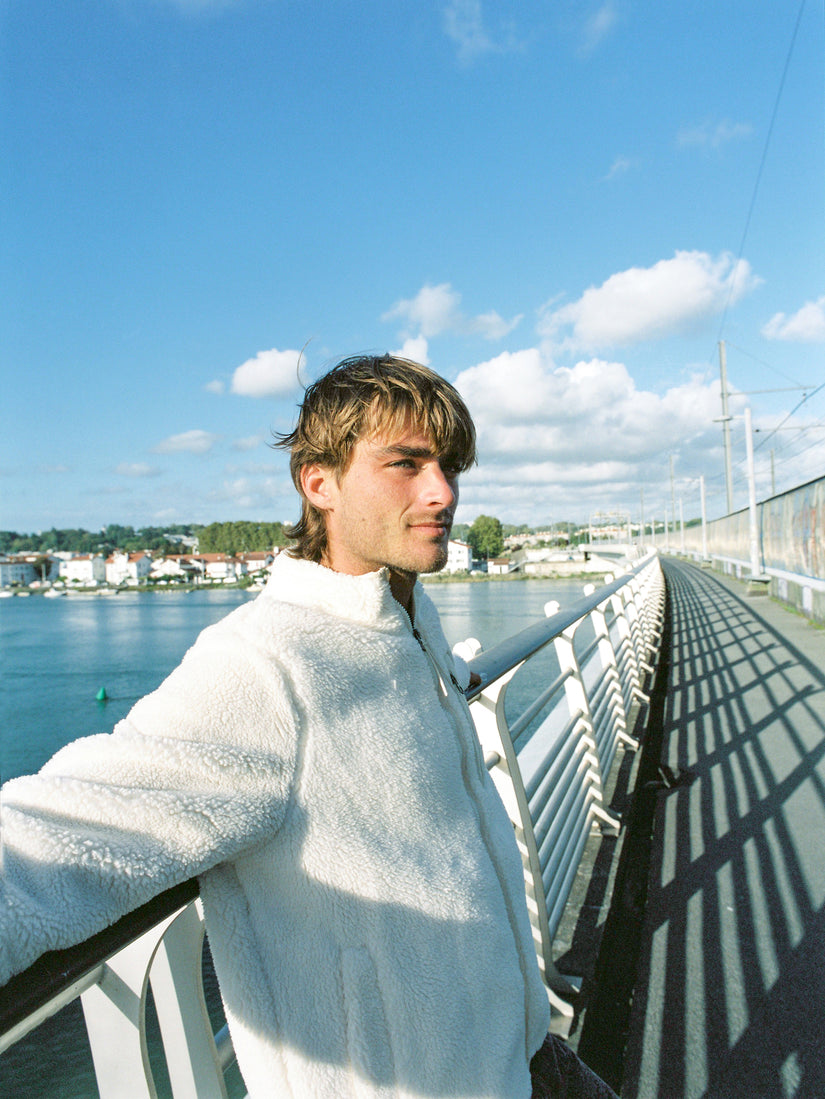 Sudadera Muzzer Fuzzar Zip Sherpa  - DIRTY WHITE