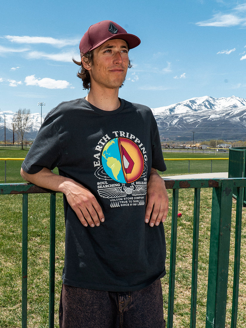 Camiseta Section  Farm To Yarn - STEALTH
