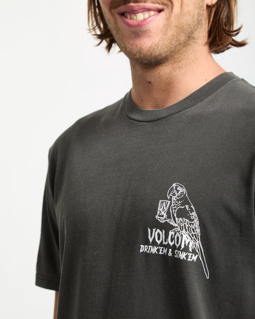 Camiseta Liquor Locker - Black