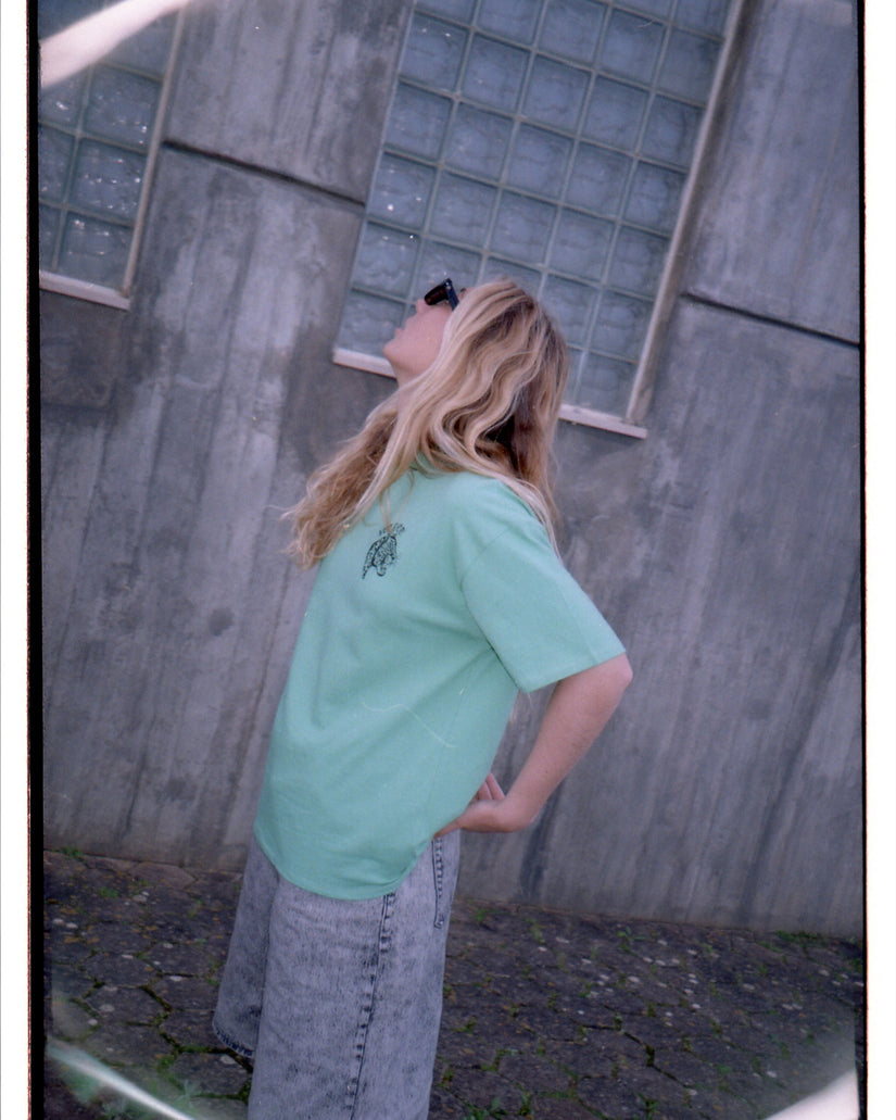 Camiseta Downtown - JADE