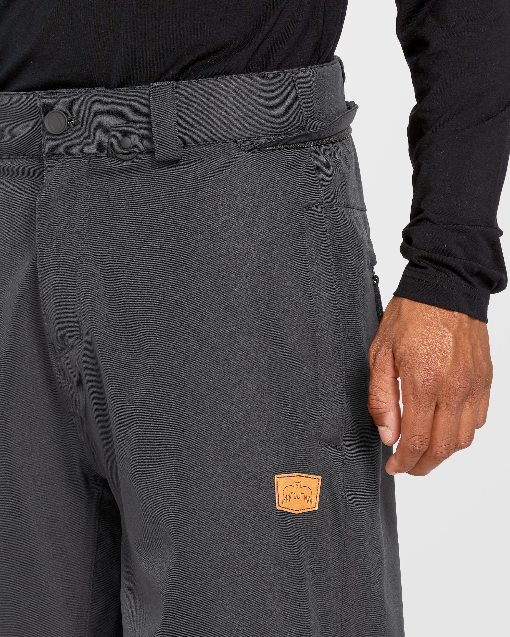 Pantalón Arthur 20K - Black - Hombre - Volcom España - 2 años de
