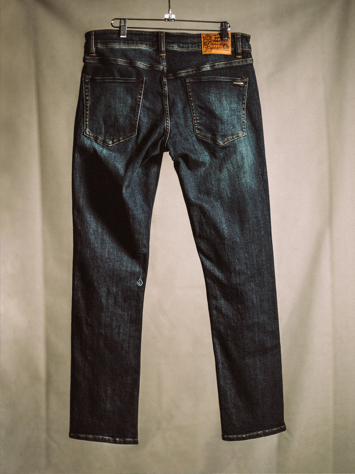 Vaqueros volcom best sale