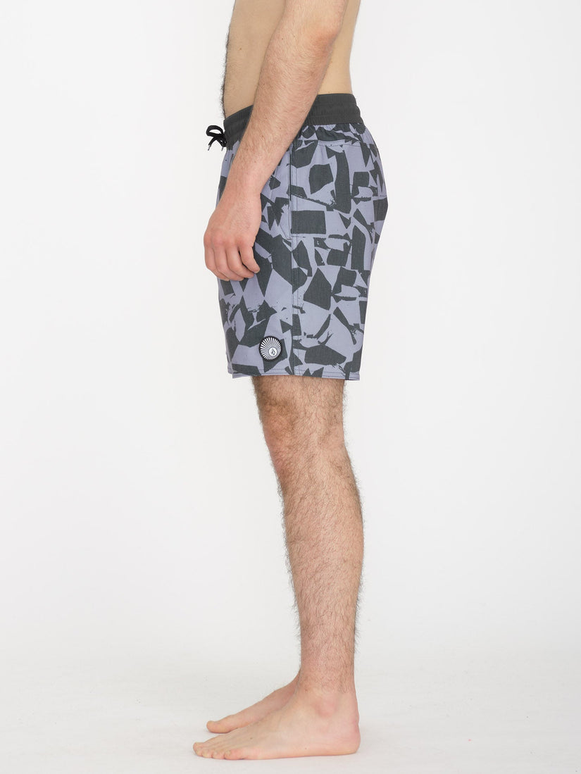 STONEY TRUNK 17 (A2512401_DVI) [1]